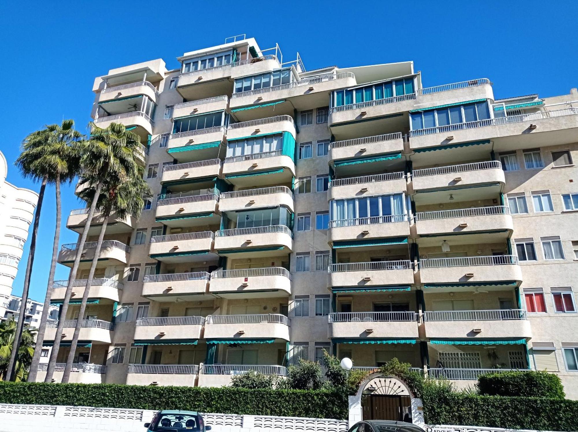Parque VII Solo Familias Serviplaya Playa de Gandia Dış mekan fotoğraf